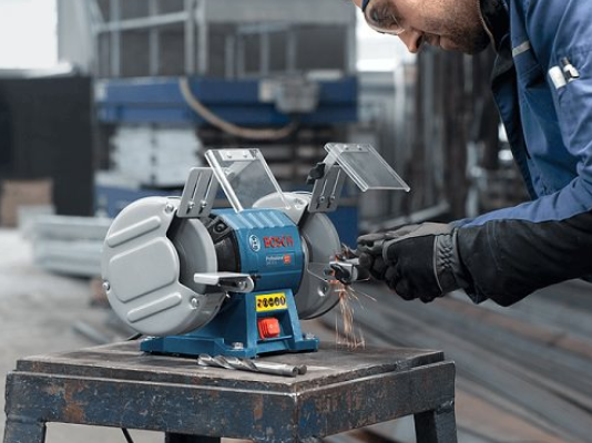 An Toàn khi Sử dụng Máy mài: Thách thức và Chiến lược Bảo vệ